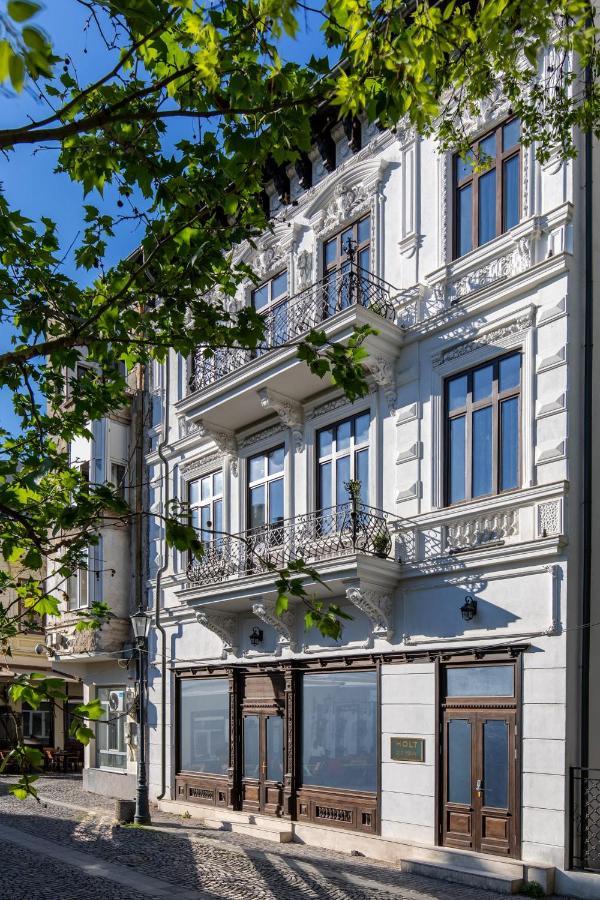 Holt Old Town Luxury Suites Бухарест Экстерьер фото